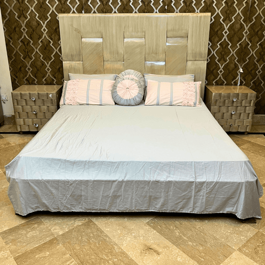 7pcs Bedsheet set with pink Pillow Covers