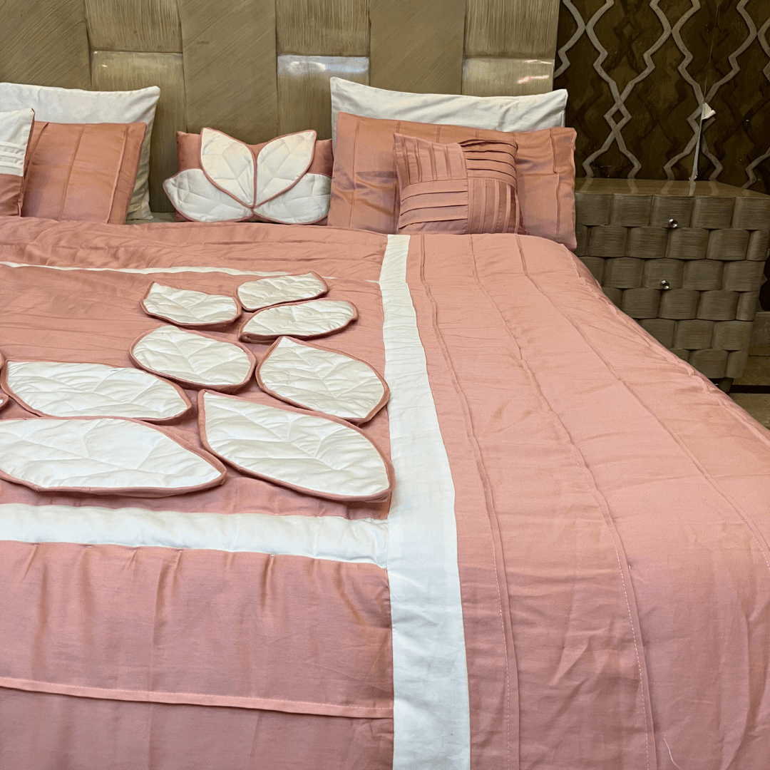 Applique Comforter 8 pcs