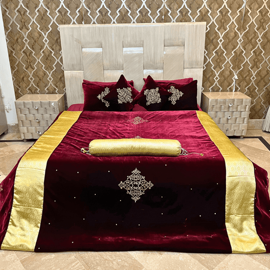 Velvet Bridal Set with Comforter