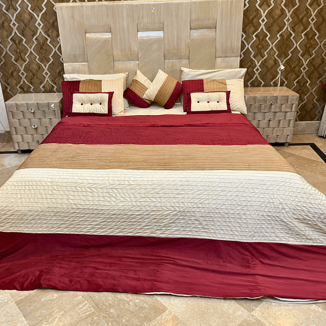 10 pcs Pleated Comforter Set