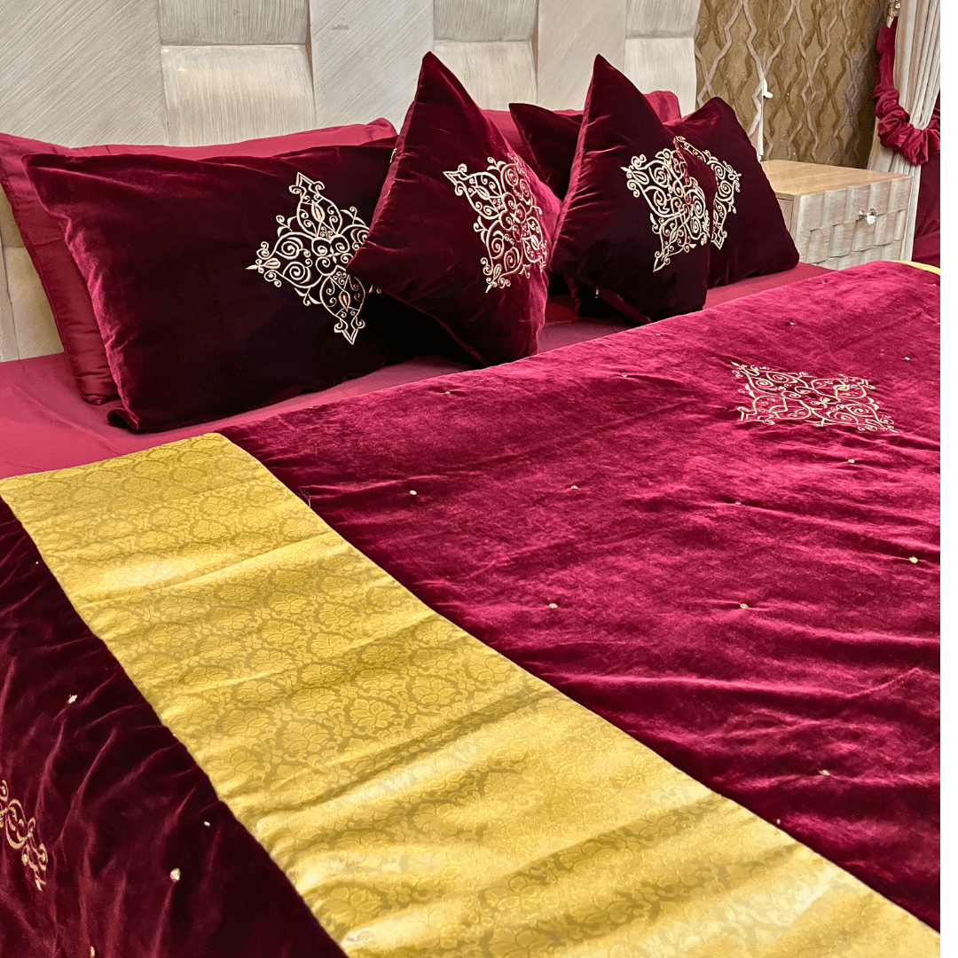 Velvet Bridal Set with Comforter