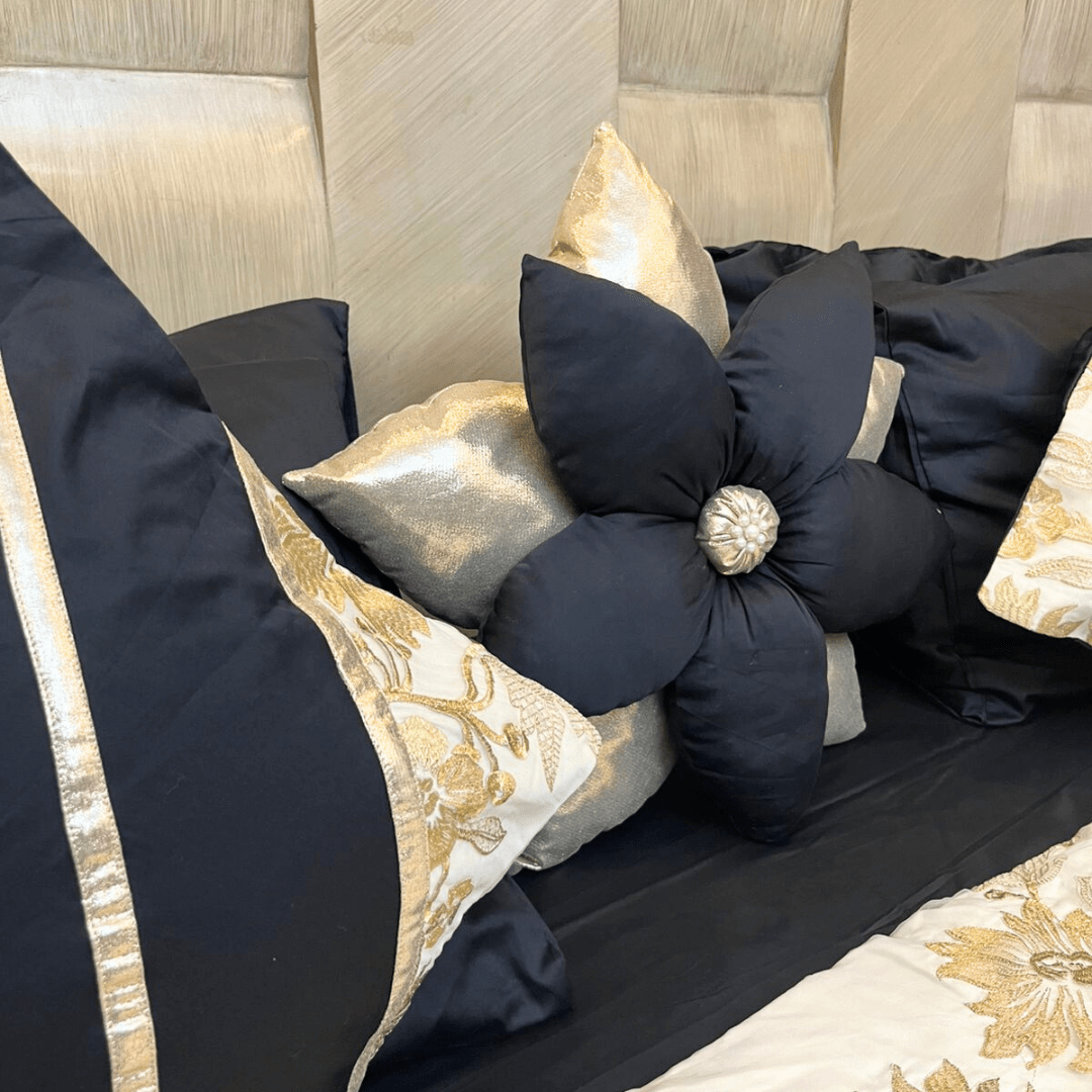 Embroridered Comforter Set