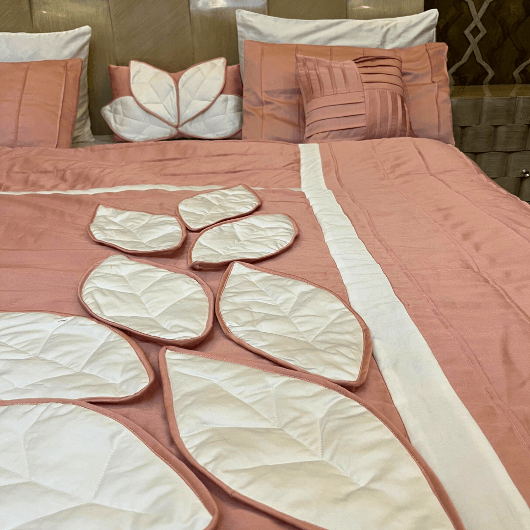 Applique Comforter 8 pcs