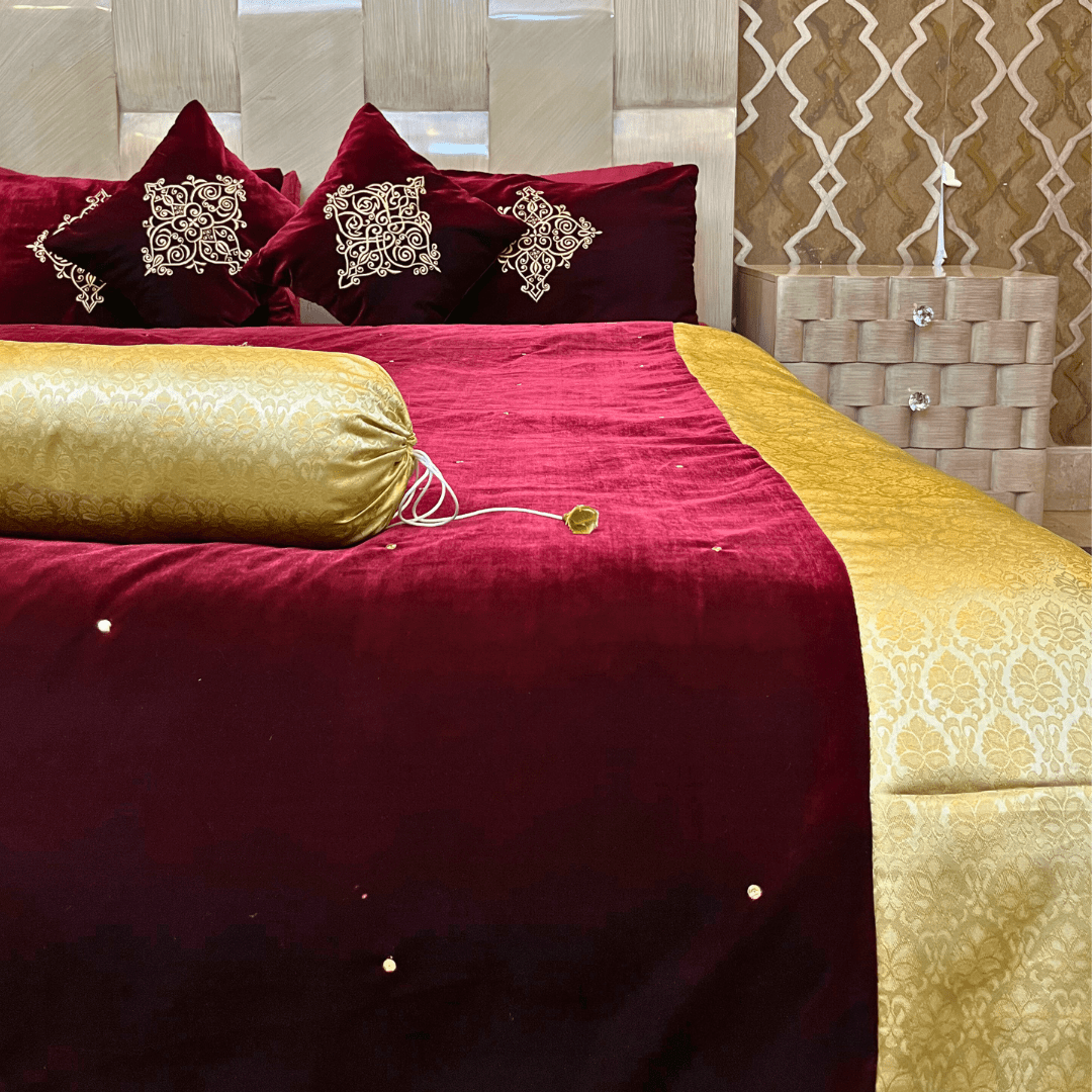 Velvet Bridal Set with Comforter