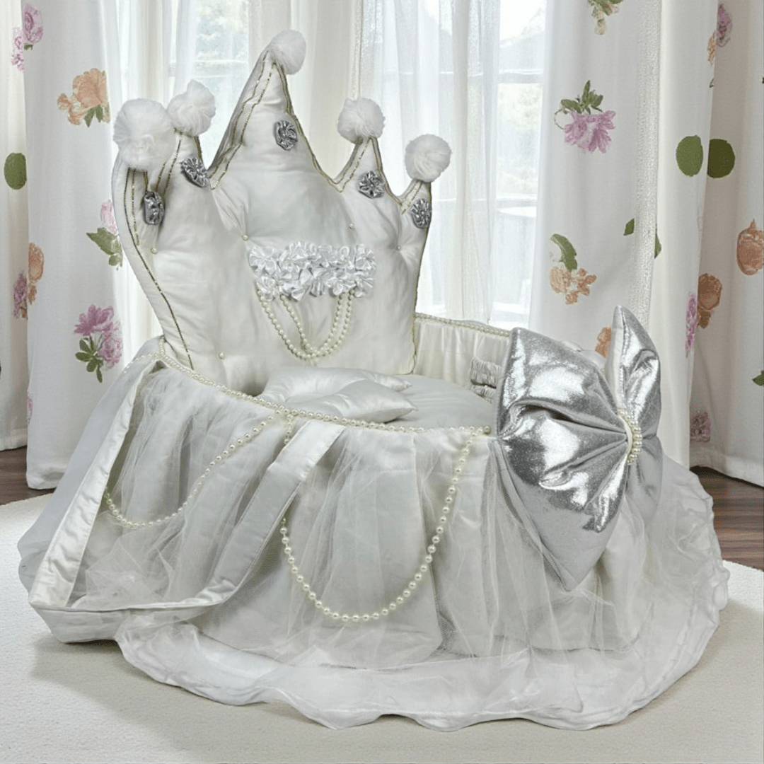 Crown Baby Bassinet