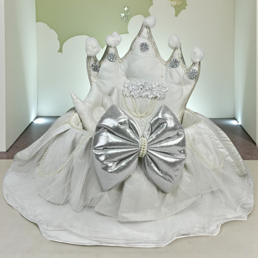 Crown Baby Bassinet