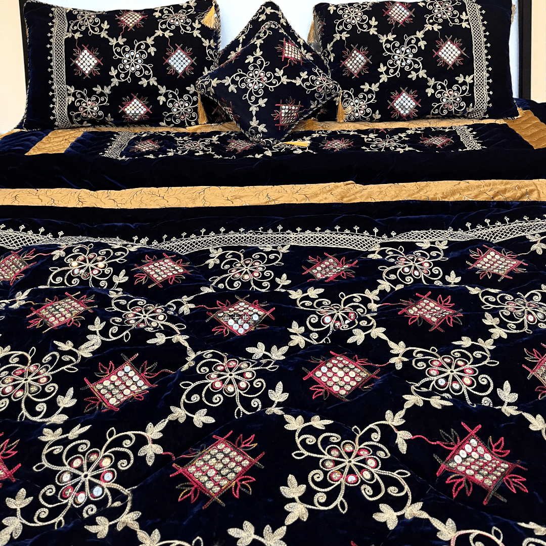 Velvet Quilt BedSheet Sets