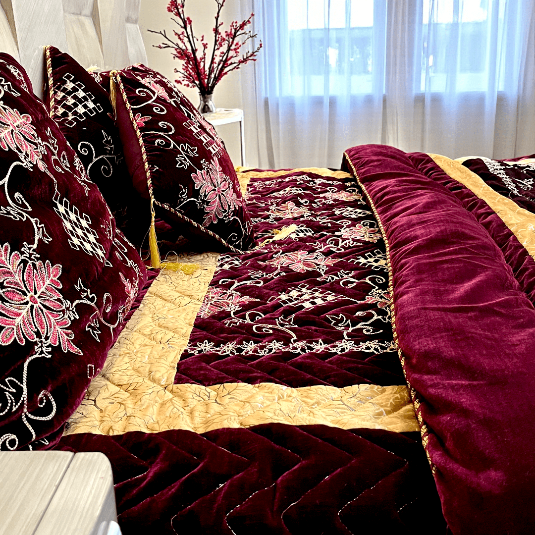 Velvet Quilt BedSheet Set