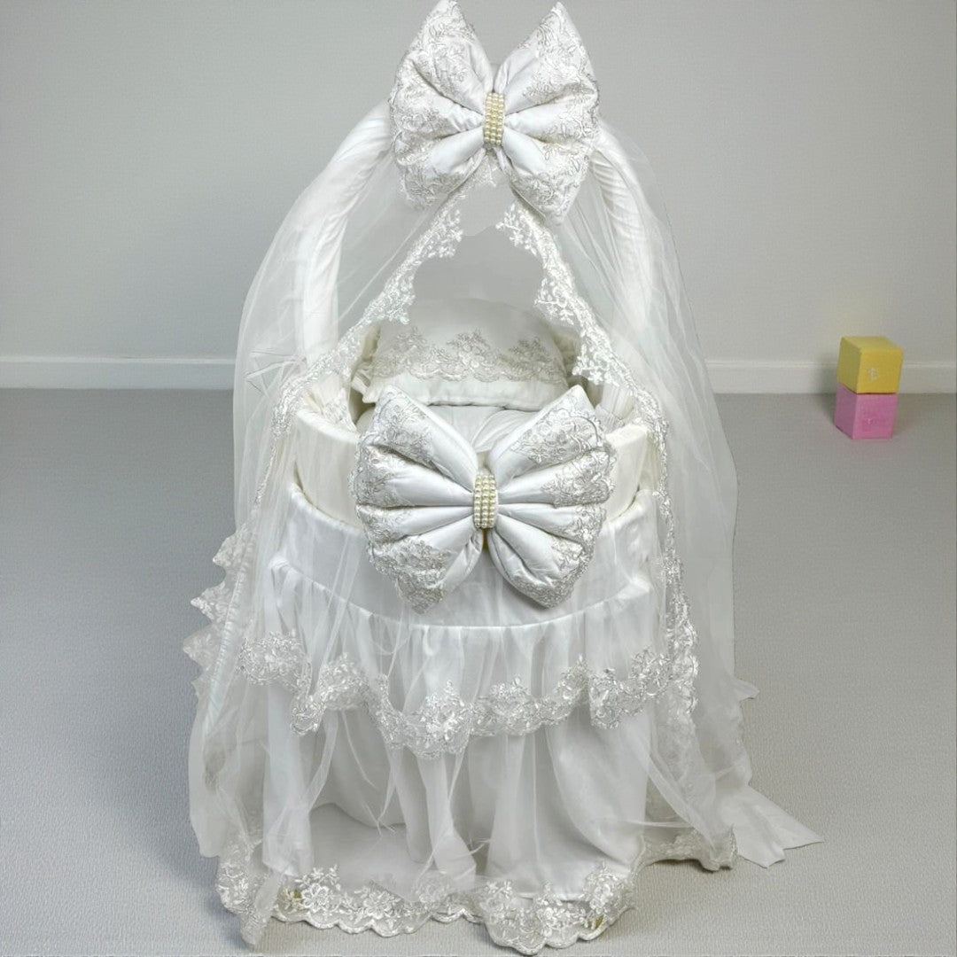 Baby Bassinet with Carry Nest