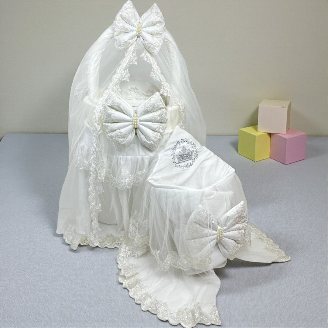 Baby Bassinet with Carry Nest