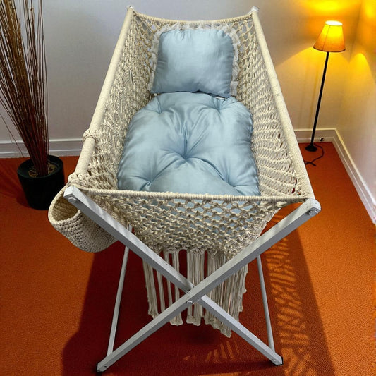 Baby Knot Crib Bed