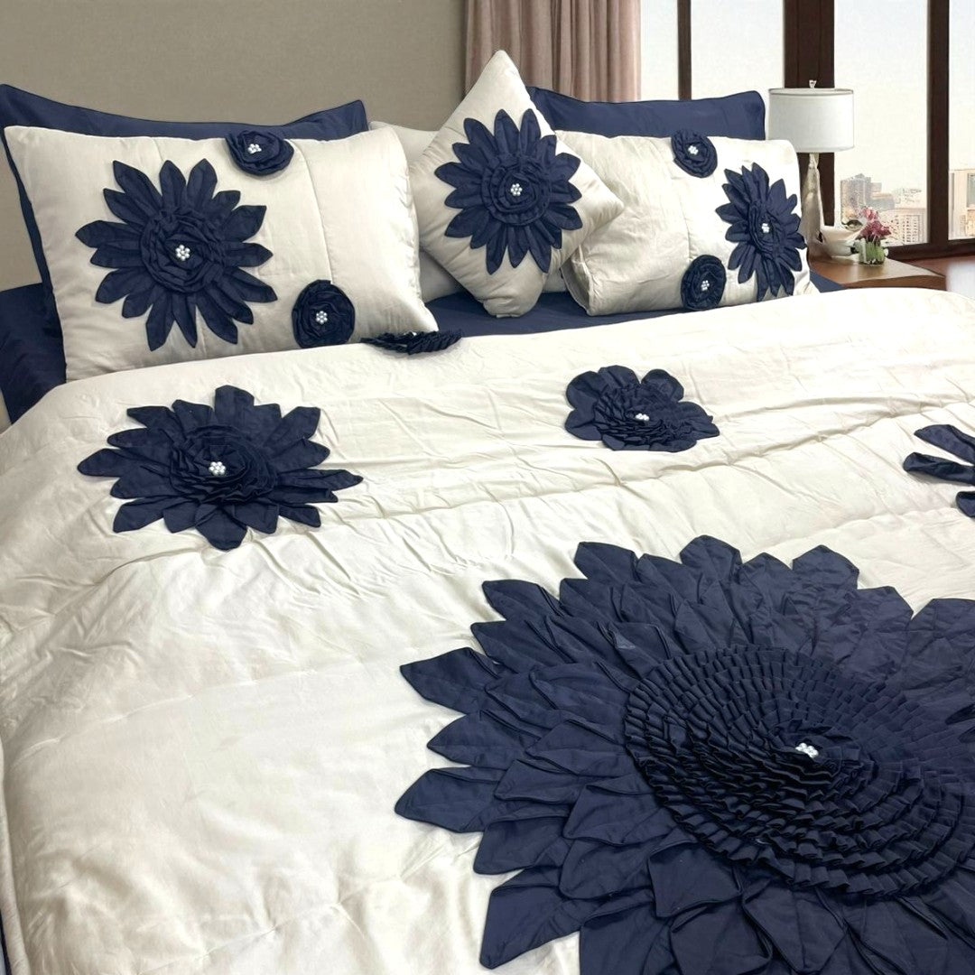 Petal work Comforter Set