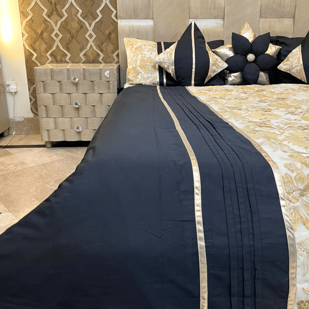 Embroridered Comforter Set