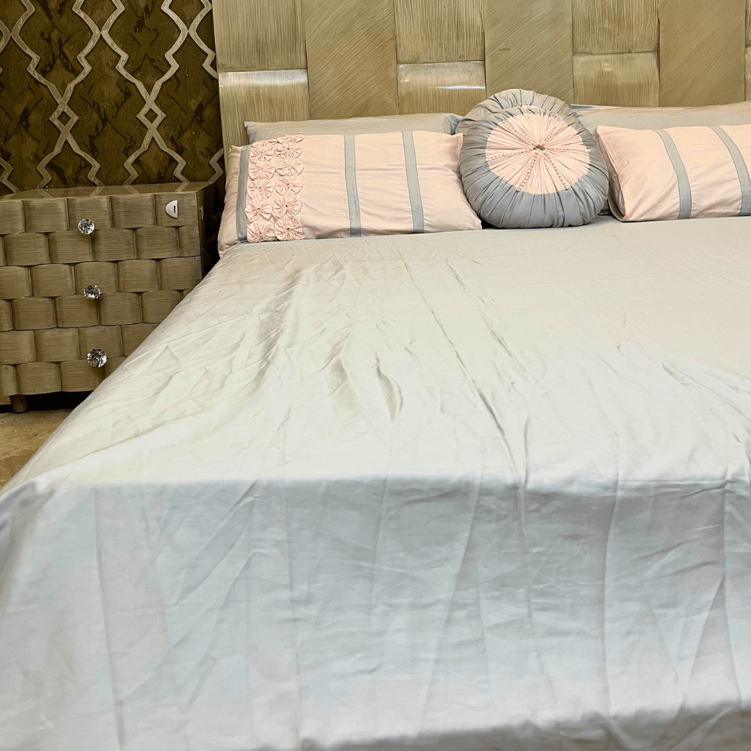 7pcs Bedsheet set with pink Pillow Covers