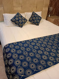 Bed runner