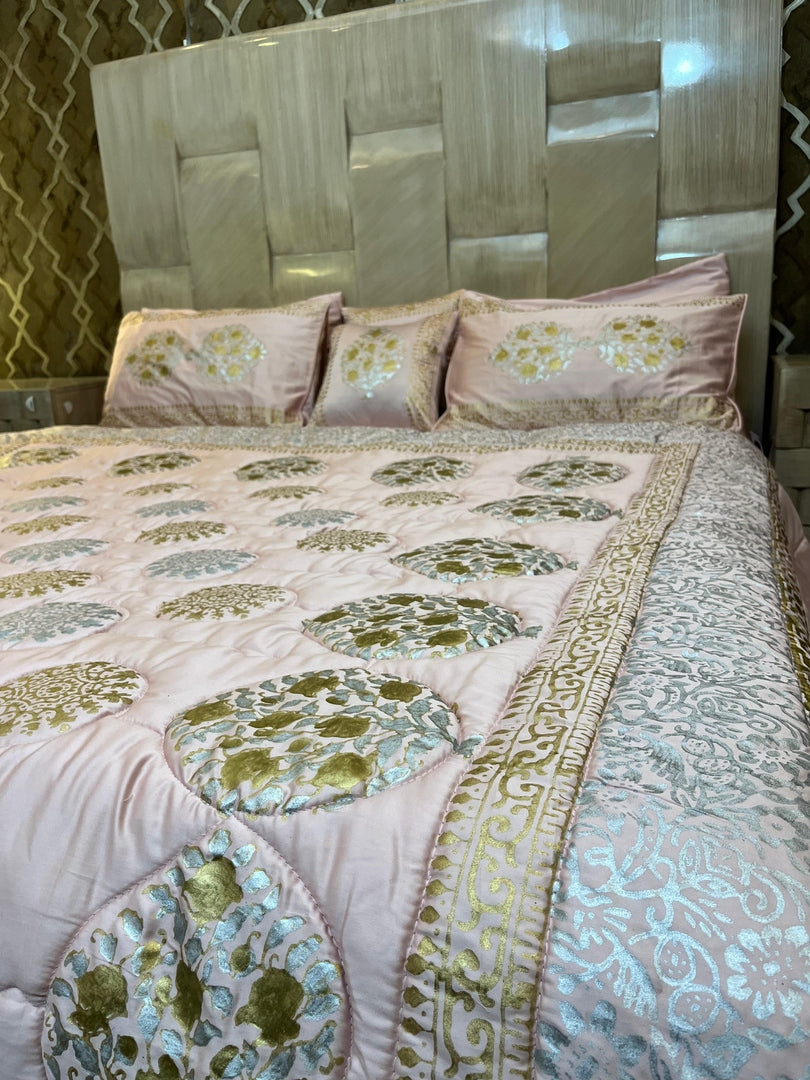 Block Printed Comfortor Set 8 Pcs