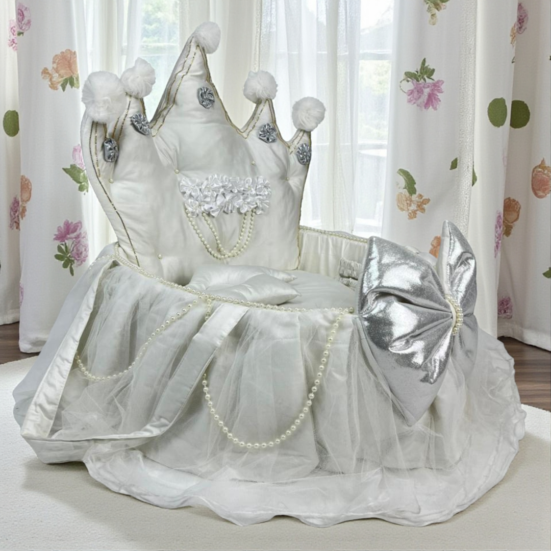 Crown Baby Bassinet