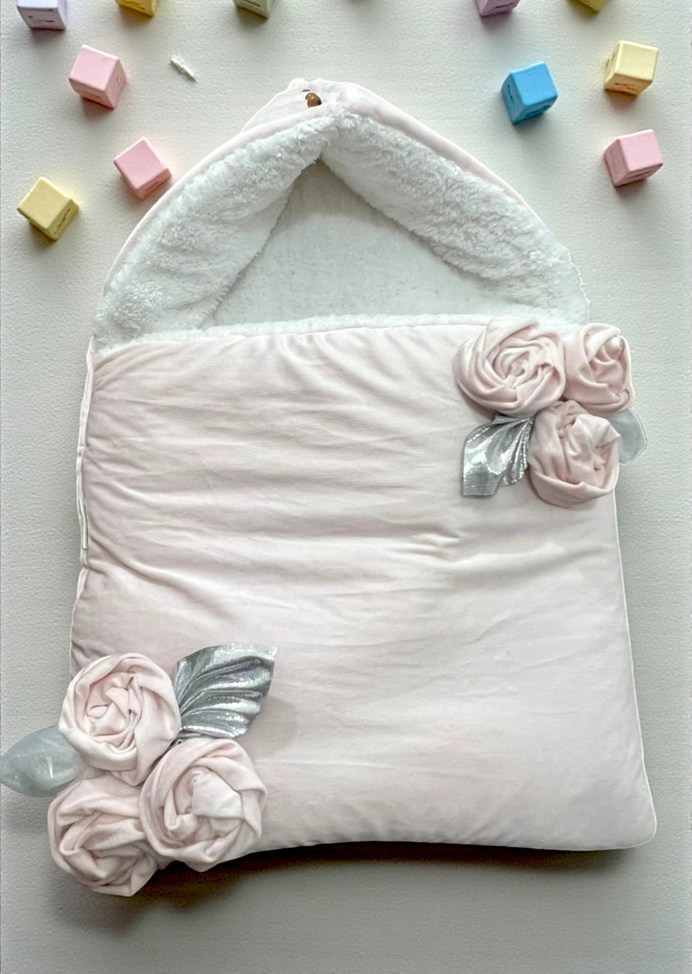 Warm Inner Carry Nest