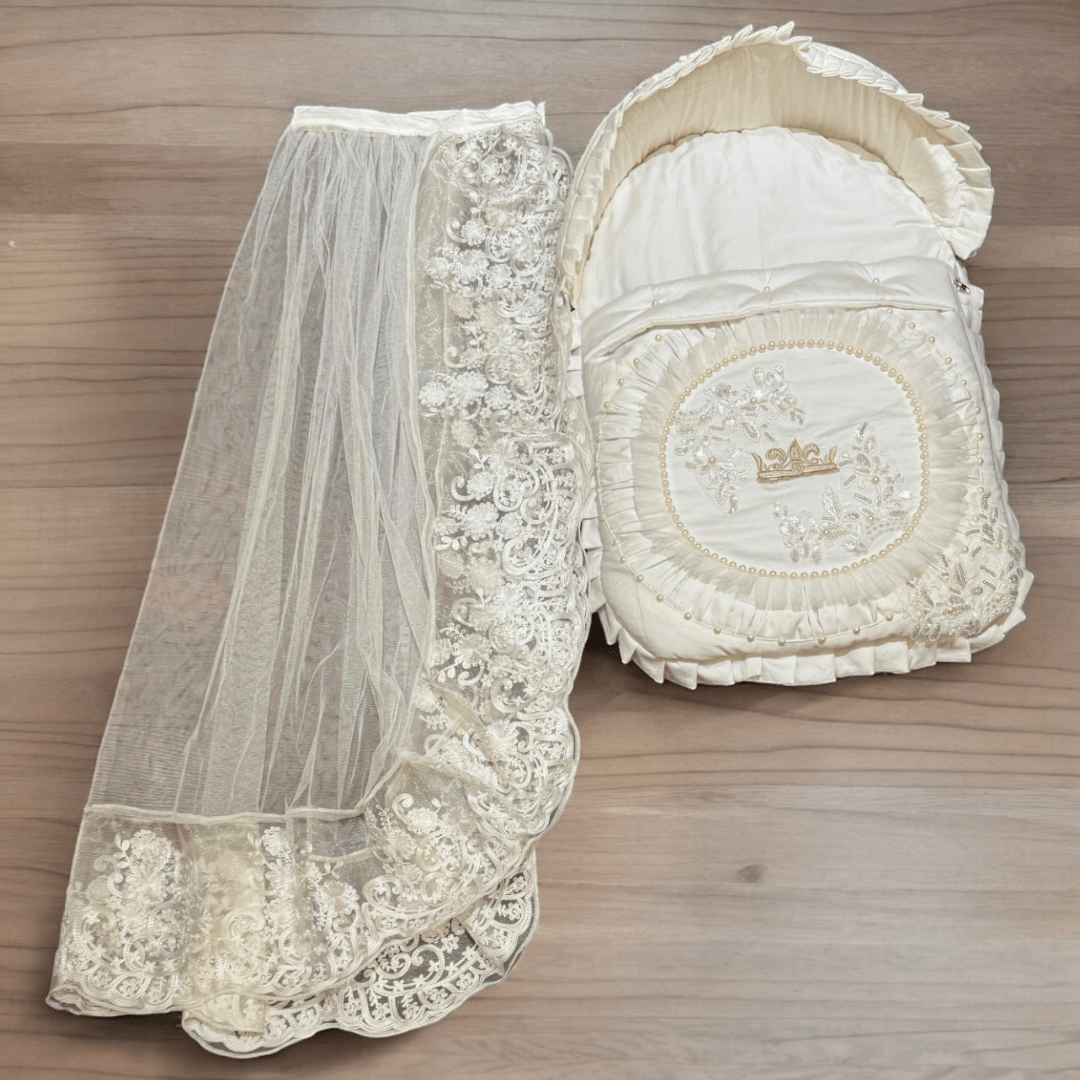 Carry Nest with Mesh