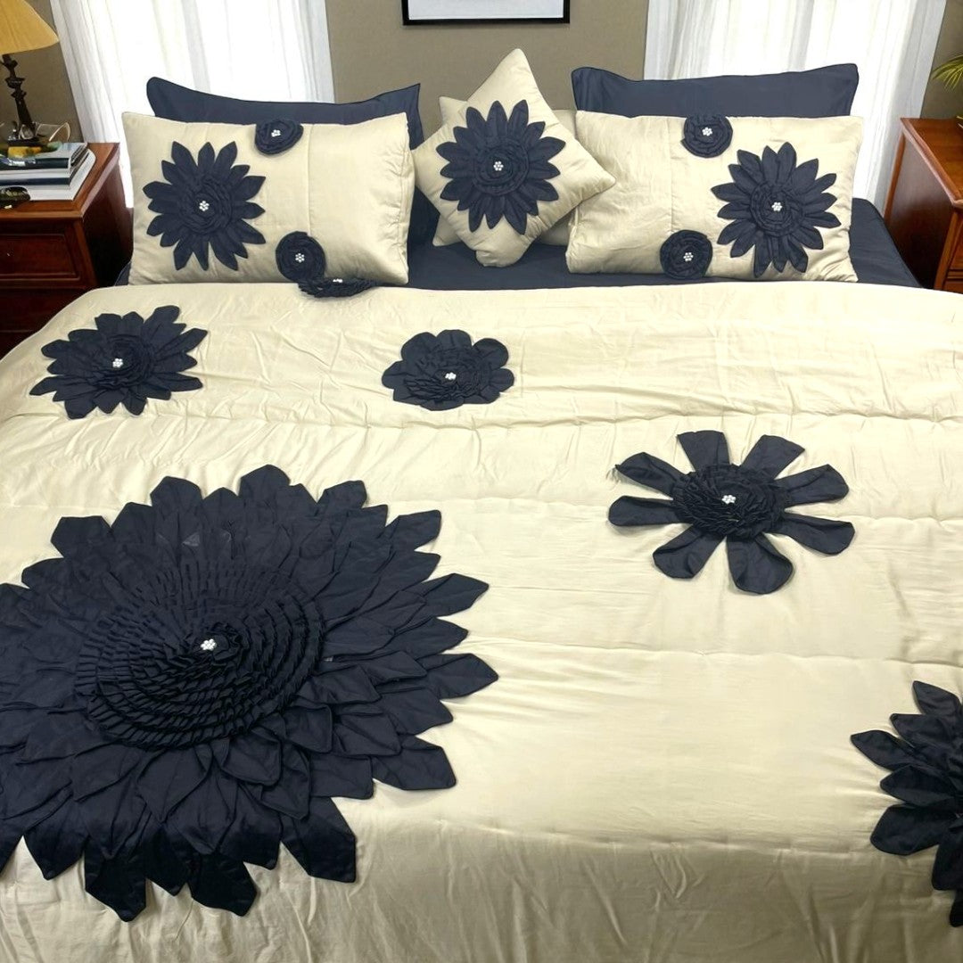 Petal work Comforter Set